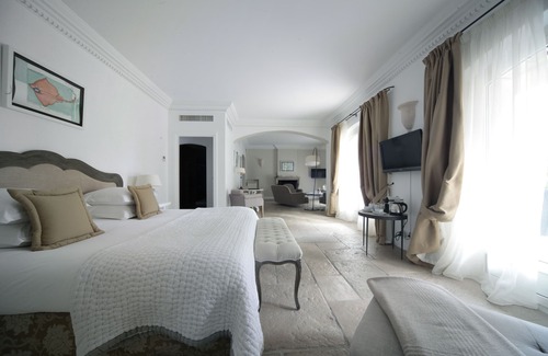 La Colle-sur-Loup Hotel | Hôtel Alain Llorca