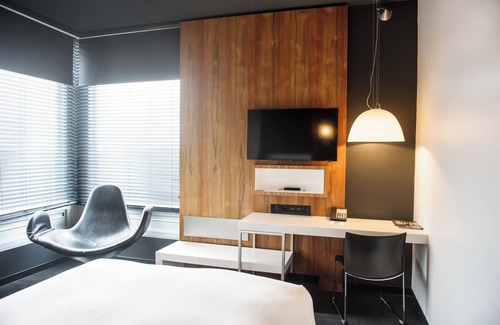 Brossard Hotel | Hôtel Alt Quartier DIX30