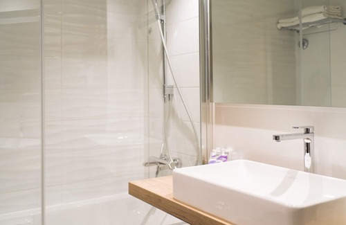 Fos-sur-Mer Hotel | Hôtel Ariane