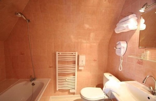 Le Vivier-sur-Mer Hotel | Hôtel Beau Rivage, Restaurant L'Eveil des Sens