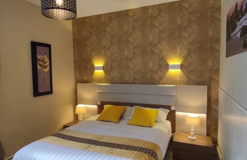 Les Aubugues Hotel | Hôtel Belle Vue