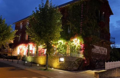 Alvignac Hotel | Hôtel du Château