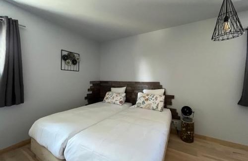 Pont-du-Navoy Hotel | Hôtel En Tilleul