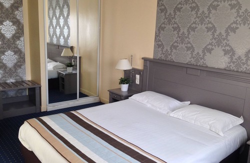Houdan Hotel | Hôtel HAPY
