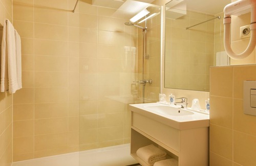 Lingolsheim Hotel | Hôtel Kyriad Strasbourg
