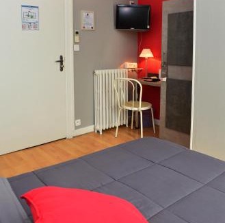 Tarbes Hotel | Hôtel La Croix Blanche