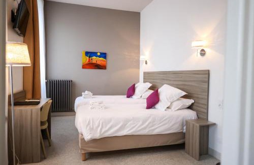 Moissac Hotel | HÔTEL LE CHAPON FIN