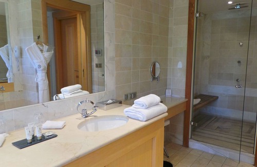 Charbonnieres-les-Bains Hotel | Hôtel Le Pavillon