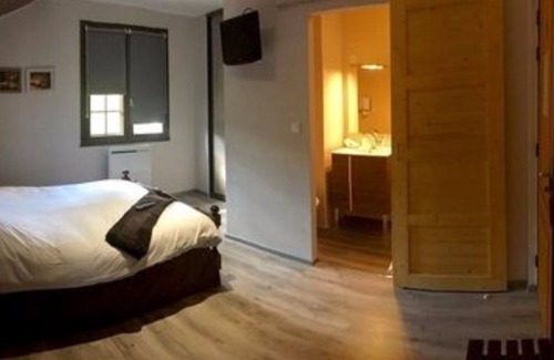 Issoncourt Hotel | Hôtel le Relais de la Voie Sacrée