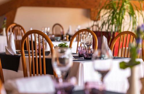 Angon Hotel | Hôtel Les Grillons