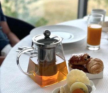Breuillet Hotel | Hôtel-Restaurant L'Aquarelle