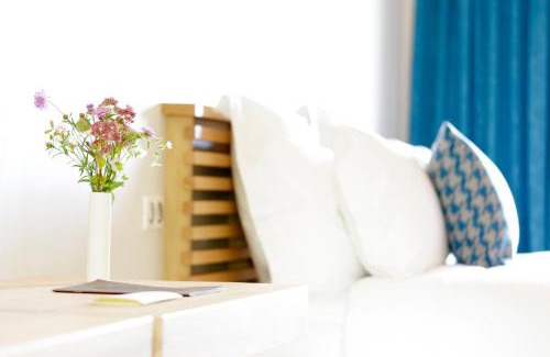 Montjuzet Hotel | Hôtel & Restaurant Le Pré