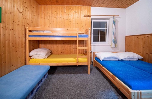 Pernink House | Hütte für Familien, die Natur und Sport Geniessen