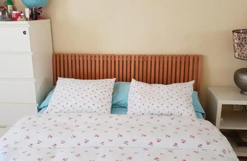 Mostoles House | H1-Habitación sublime cama doble luminosa A/C WIFI