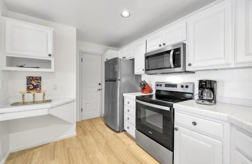 Avalon House | H157 - Hamilton Cove Villa 1-57