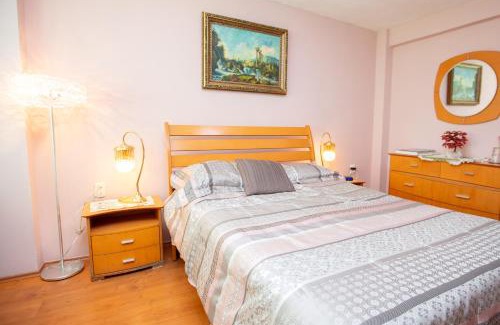 Lomas de Angelopolis House | Habitación doble matrimonial con baño y jacuzzi compartido