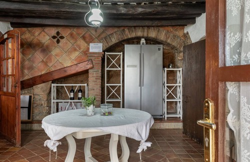 Santa Coloma de Farners Cottage | HABITATGE D'ÚS TURÍSTIC CAN BALDIRI: SPECIAL OFFERS