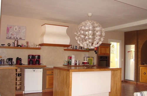 Vic-la-Gardiole Villa | Hacienda : 220m2 villa for 12 people with swimming pool, 5 minutes from the beach