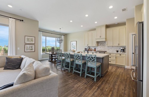 Acampo House | Hacienda Estates: Artigas - One of four new homes set in scenic vineyards