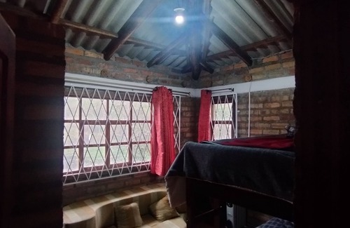 Nabon Villa | Hacienda, glamping El Atardecer, km 46 via a loja