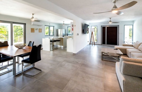 Cidra Villa | Hacienda Trinity! A family place where you can enjoy our facilities: take a look