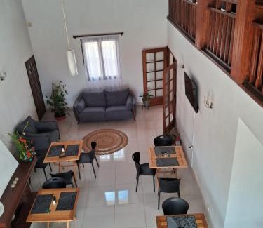 Ambohibao Bed & Breakfast | Haintso Floralise - Chambres et tables d'hôtes - Réstaurant