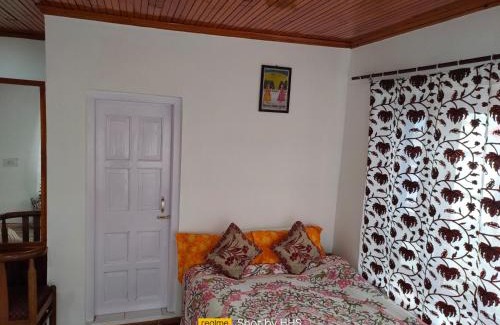 Pahalgam House | Hakeem Homestay