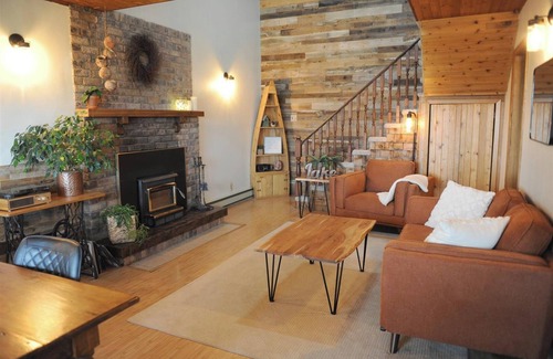 Saskatchewan House | Hakuna Matata Guest House at Saskatchewan Beach