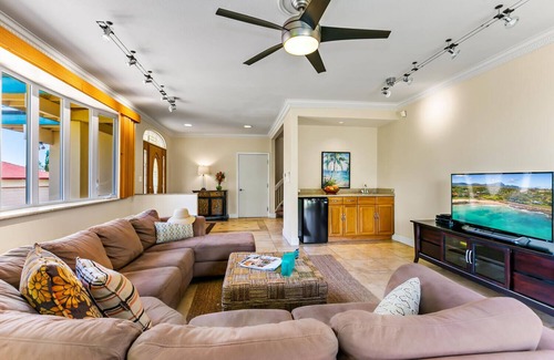 Bayview House | Hale Imaka - 4 Bedroom/3 Bath with Air Conditioning