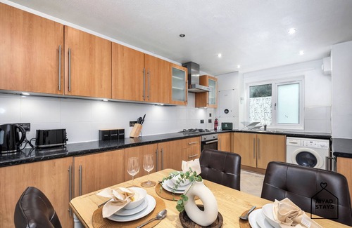 Tottenham Green House | Hale Lodge, Beautiful Family Friendly Home in London