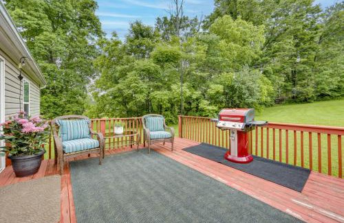 Altoona House | Half-Mi to Lakemont Park Family-Friendly Home!
