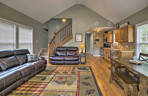 West Shore House | Half Mi to Yacht Club: Home by Perry Lake!