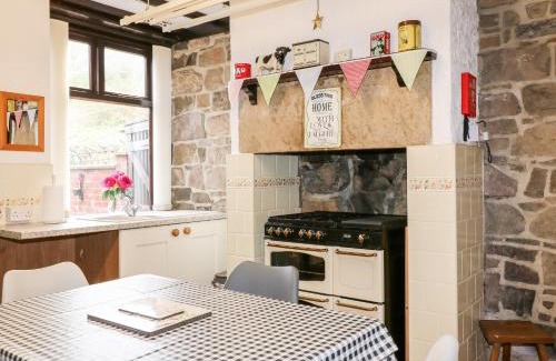 Belper House | Halfways