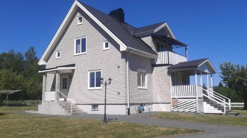 Nassjo Municipality House | Hallhult