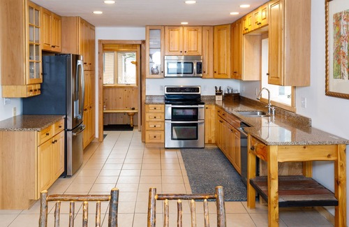 Tofte House | HALSNOY HAVEN ON THE NORTH SHORE OF LAKE SUPERIOR. Unreal Lake Superior views!