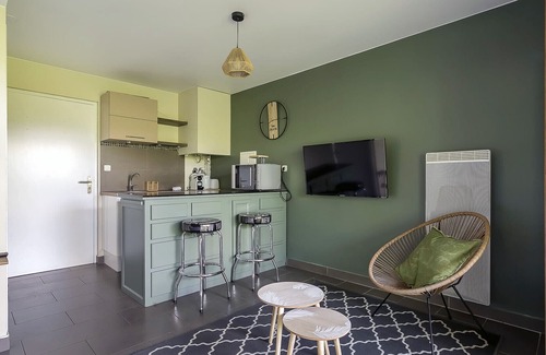 La Demi - Lune Apartment | Hamac Suites - City Suites Jungle 1