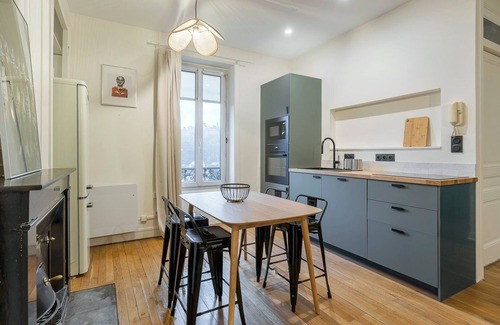 Charlier - Valvert Apartment | Hamac Suites - Vieux Moulin - T3 parking