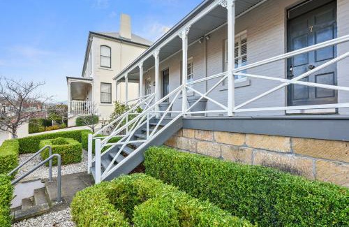 Battery Point House | Hampden Neuve - Luxury Georgian Cottage