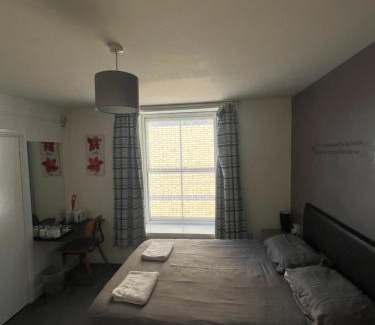 Llandrindod Wells Hotel | Hampton Hotel & restaurant