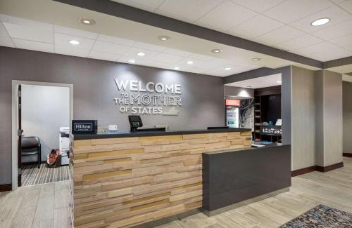 Fredericksburg Hotel | Hampton Inn and Suites Fredericksburg