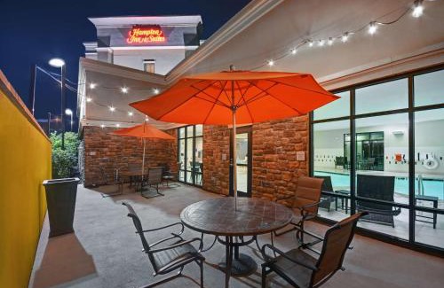 Robbinsville Hotel | Hampton Inn and Suites Robbinsville