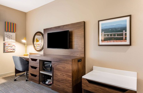 Batesville Hotel | Hampton Inn Batesville