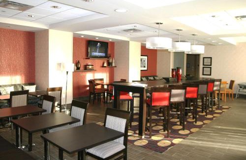 Fort Saskatchewan Hotel | Hampton Inn by Hilton Fort Saskatchewan