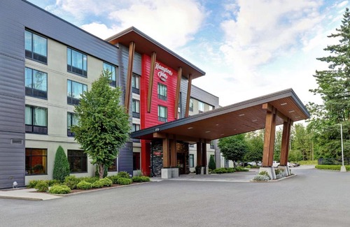 Chilliwack Proper Village West Hotel | Hampton Inn by Hilton Chilliwack