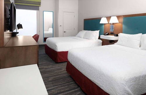 Bow Hotel | Hampton Inn by Hilton Concord/Bow