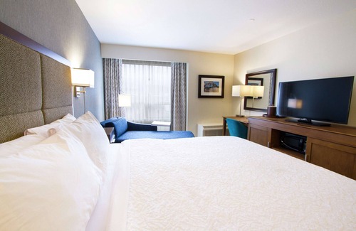 Richmond City Centre Hotel | Hampton Inn by Hilton Vancouver-Airport/Richmond