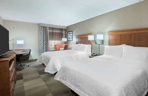 Danbury Hotel | Hampton Inn Danbury
