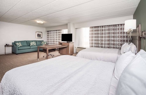 Dover Hotel | Hampton Inn Dover