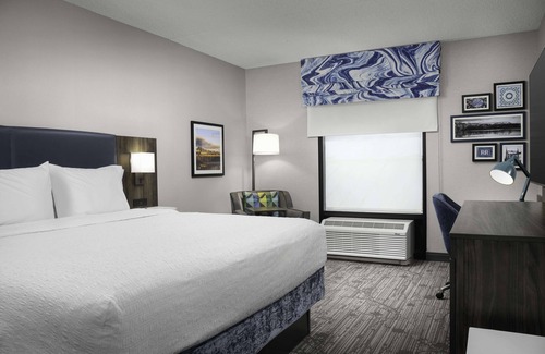 Easton Hotel | Hampton Inn Easton
