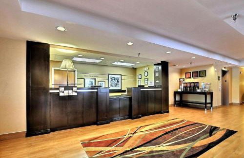 Eden Hotel | Hampton Inn Eden
